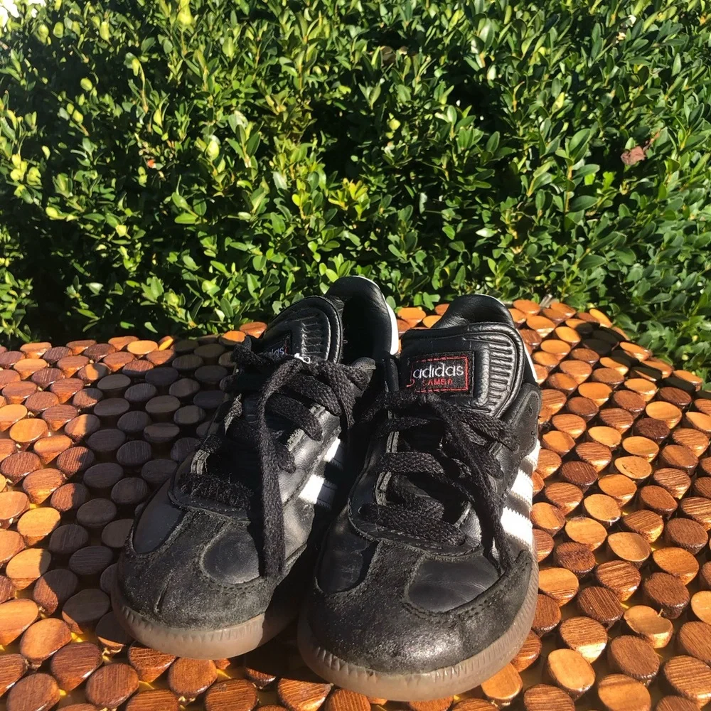 Adidas Samba Boys Black Athletic Sneakers with White Stripes Size 11K